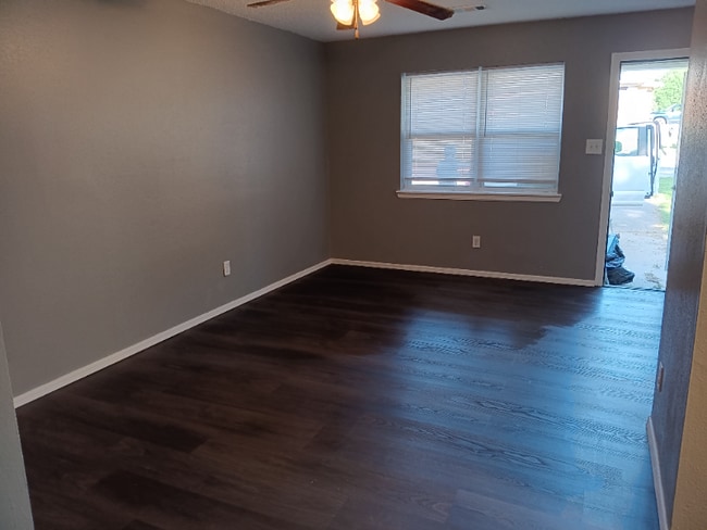 1601 N Hills Blvd unit 1601 N Hills Blvd, van Buren, AR 72956 - photo 2