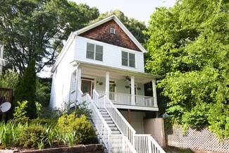 1199 Foster Plaza NW, Atlanta, GA 30318