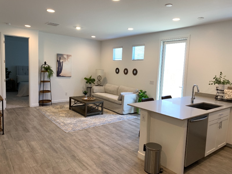 15857 W Kendall St unit 2, Goodyear, AZ 85338 - photo 1