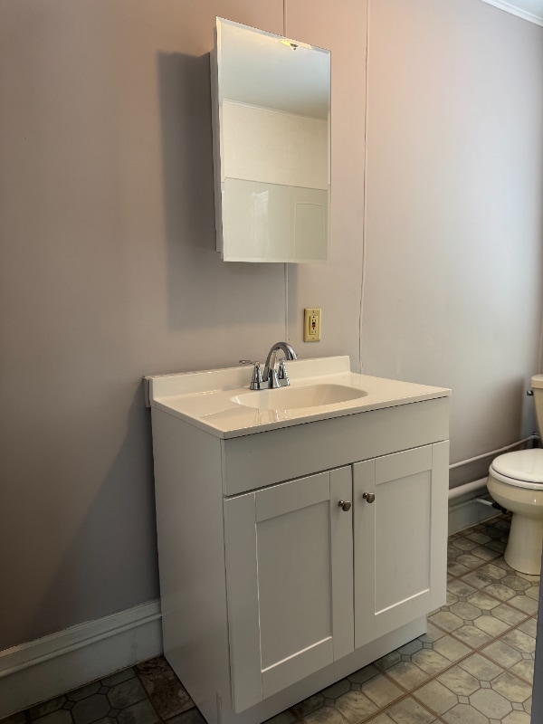 18.5 Randall St unit 2, Taunton, MA 02780 - photo 3