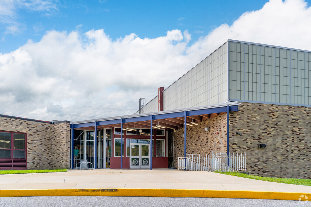 West Bradford Elementary School received an overall A grade from niche.com.