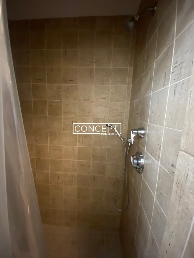 10 Selkirk Rd unit 2, Brighton, MA 02135 - photo 7