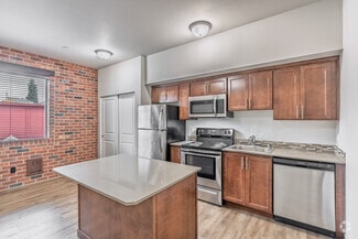 104 S Olympic Ave, Arlington, WA 98223