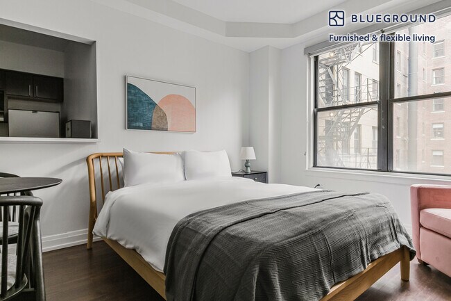 200 E Chestnut St unit FL14-ID1155, Chicago, IL 60611 - photo 6