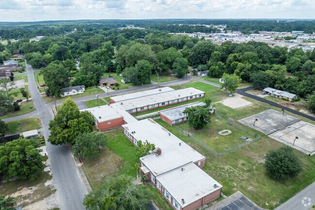 Mary Bethune Elementary School aims to create a supportive community for all students and famili