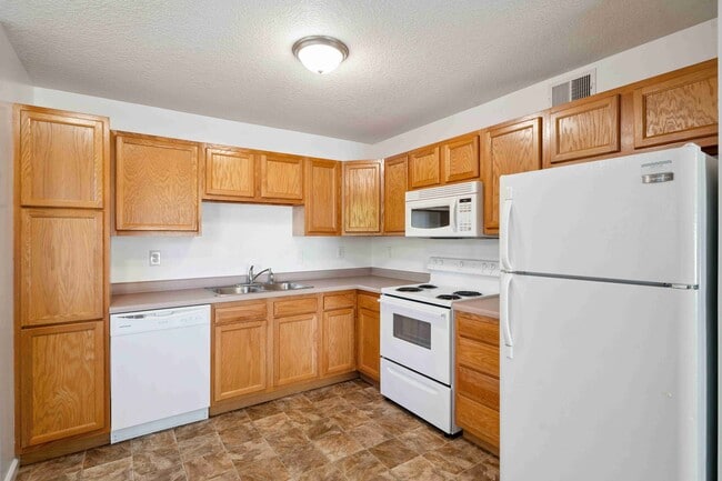 Park Place Apartments, Davenport, IA 52807 - photo 5