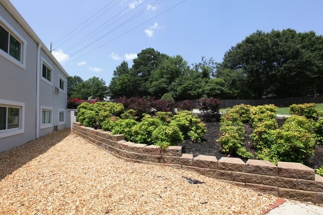 Lockheed Square Apartments, Marietta, GA 30060 - photo 5