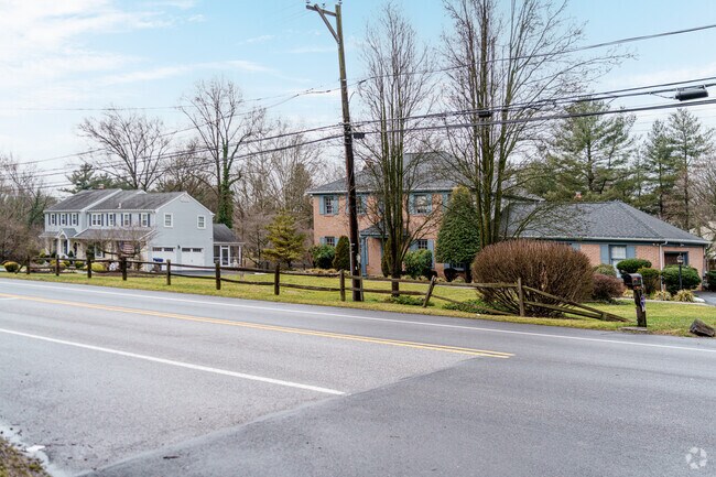 In Rose Valley, houses vary in styles from a brick Chateau to Colonial Revival.