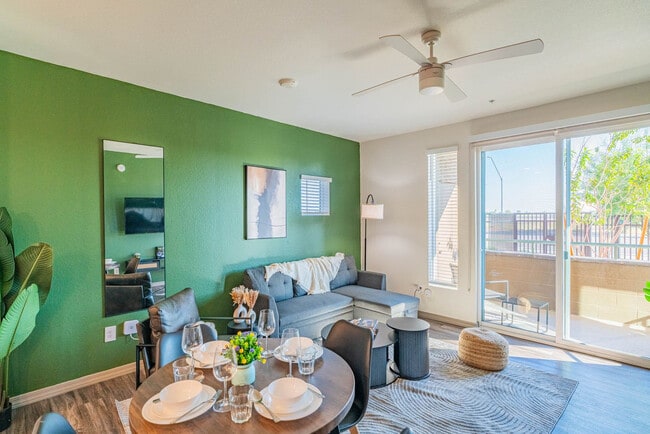 9600 W Georgia Ave unit ID1369229P, Glendale, AZ 85305 - photo 7