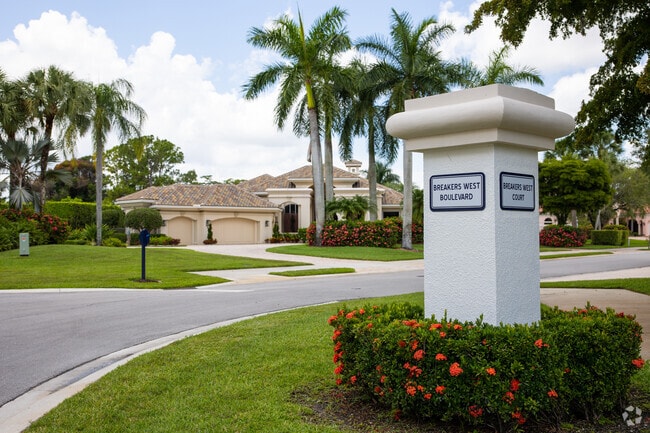 The Breakers West neighborhood of Royal Palm Beach, FL features many gated communities.