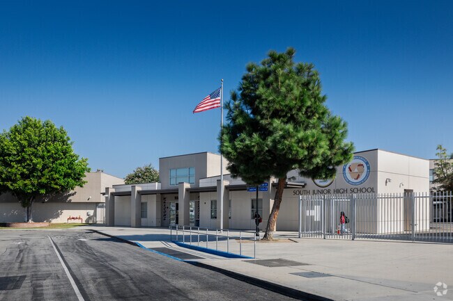 South Junior High School in Anaheim has great after school activities.