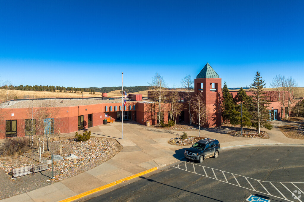 Summit Elementary School is a
public pre-K and elementary school in Divide.