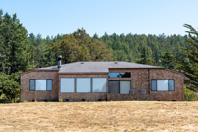 Single story homes with plenty of square footage can be found at The Sea Ranch.