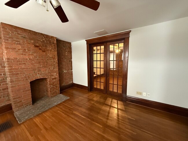 1360 S High St, Columbus, OH 43207 - photo 4