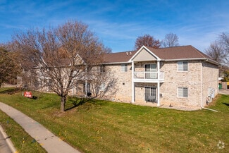 220 Valley Rd, Appleton, WI 54915