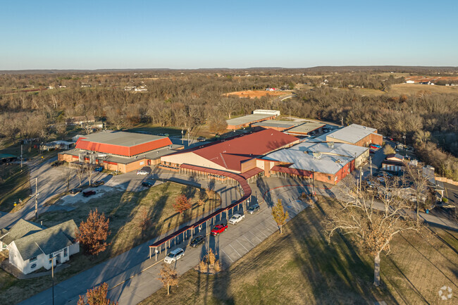 Pea Ridge Intermediate School is located in downtown Pea Ridge.