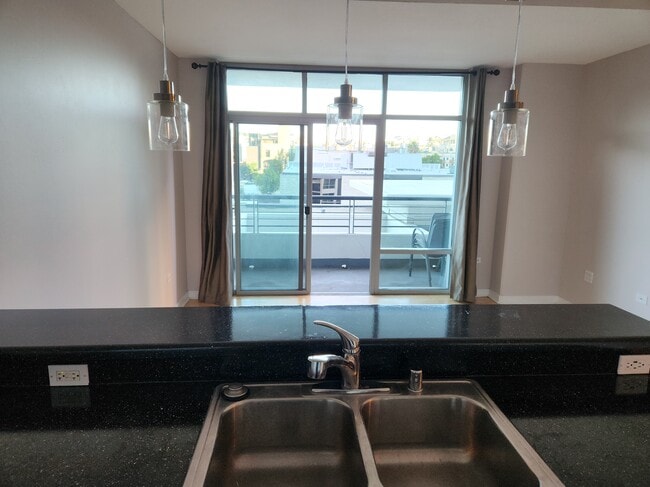 Acqua Vista Condominiums unit 517, San Diego, CA 92101 - photo 3