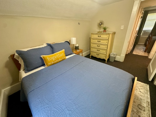 2157 10th St SW, Akron, OH 44314 - photo 4