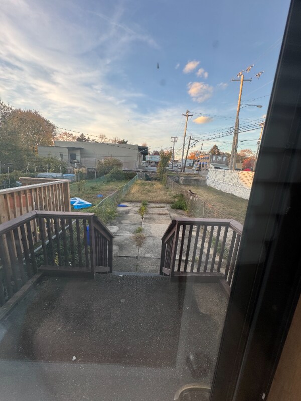 346 Massasoit St, Essington, PA 19029 - photo 4