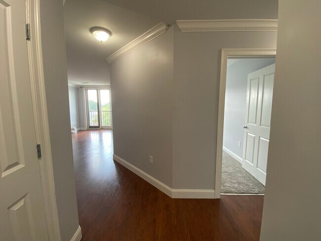 327 Centre St unit 1, Boston, MA 02130 - photo 3