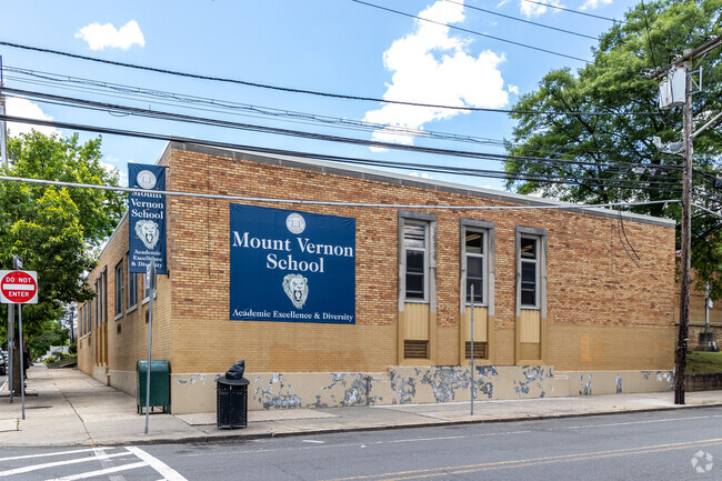 Mt. Vernon School empowers students to reach their academic potential.