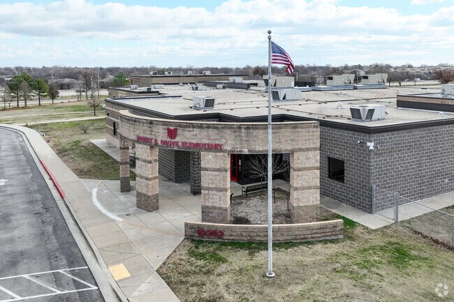 Grove Elementary School has a student teacher ration of 15 to 1.