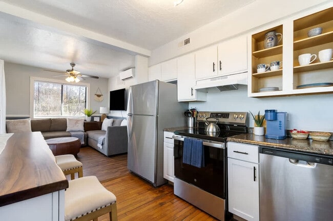 9714 11th Bay St unit ID1354823P, Norfolk, VA 23518 - photo 6