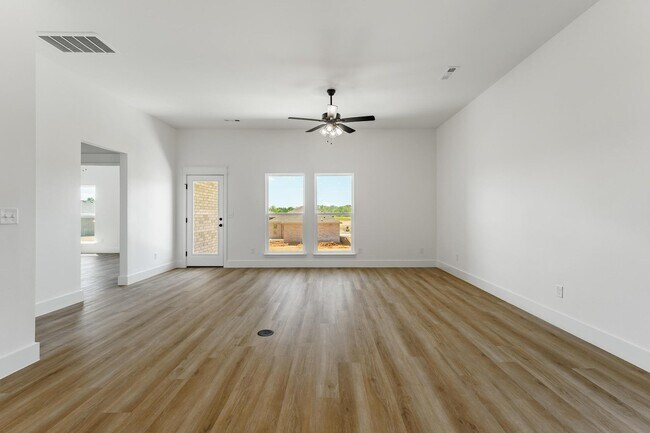 1715 Ferguson St, Pea Ridge, AR 72751 - photo 5