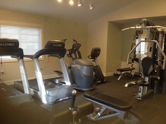 542 Pewaukee Rd unit A, Pewaukee, WI 53072 - photo 6