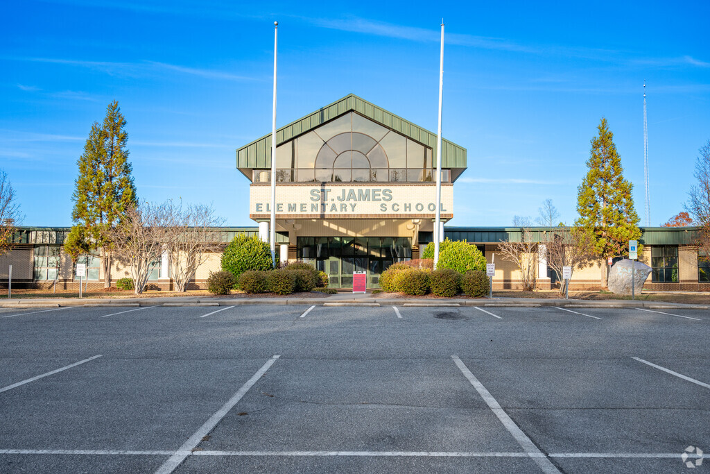 St. James Elementary School provides education to the little residents in 
Lincoln County.