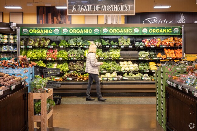 Fred Meyers offers resients of Happy Valley an opportunity ro shop for groceries and home goods.
