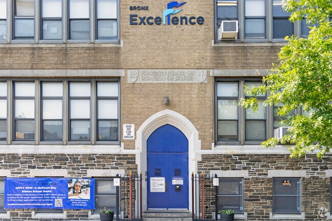Bronx Charter School for Excellence 2 has at least 2 teachers in every classroom.