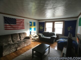22 Radnor Rd Unit 1, Boston, MA 02135