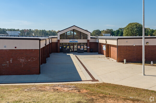 Clements Middle School is located in the neighborhood of Porterdale.