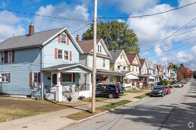 Pulaski Lighthouse is known for its stock of cenutry-old homes.