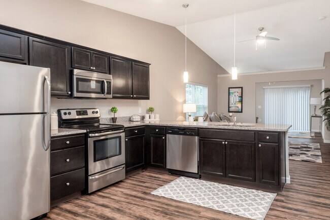 Redwood Kent, Kent, OH 44240 - photo 5