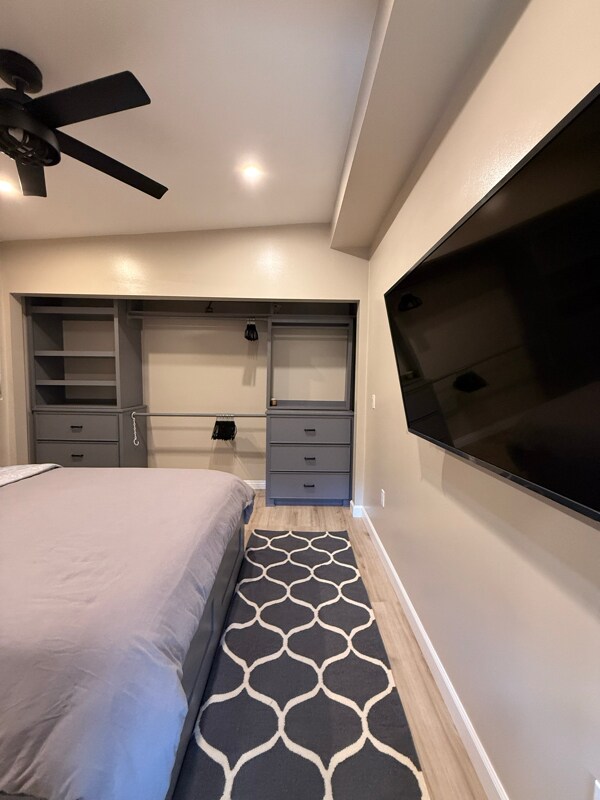 1519 1/2 W 37th Place, Los Angeles, CA 90018 - photo 1