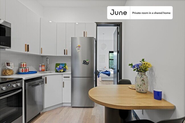 17-16 Linden St unit B, Flushing, NY 11385 - photo 7