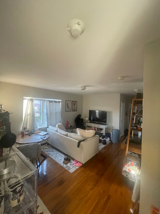 69 Chiswick Rd unit 7, Brighton, MA 02135 - photo 3