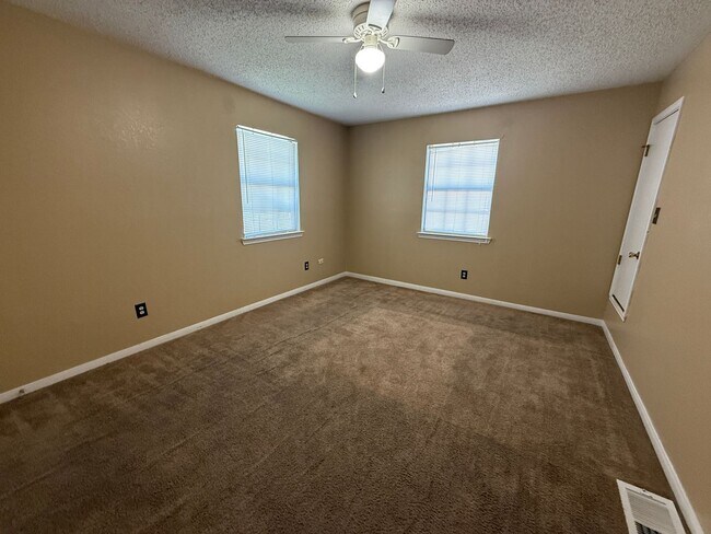 4808 Rainbow Cir unit 4, Killeen, TX 76543 - photo 6