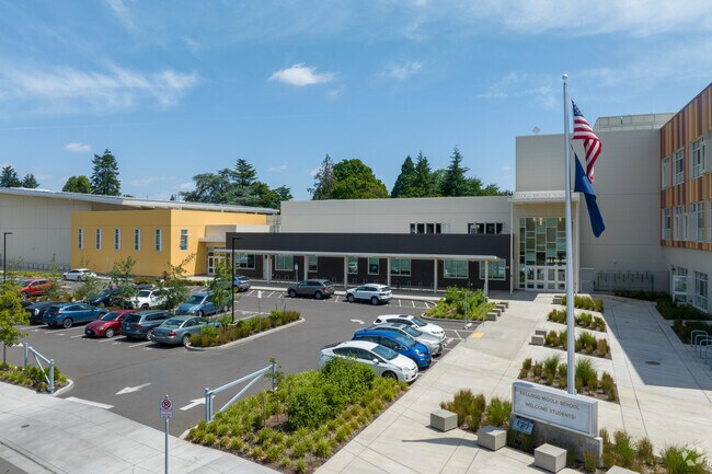 Kellogg Middle School on SE Powell Blvd in Portland serves Mount Scott-Arleta students in grades 6 - 8.