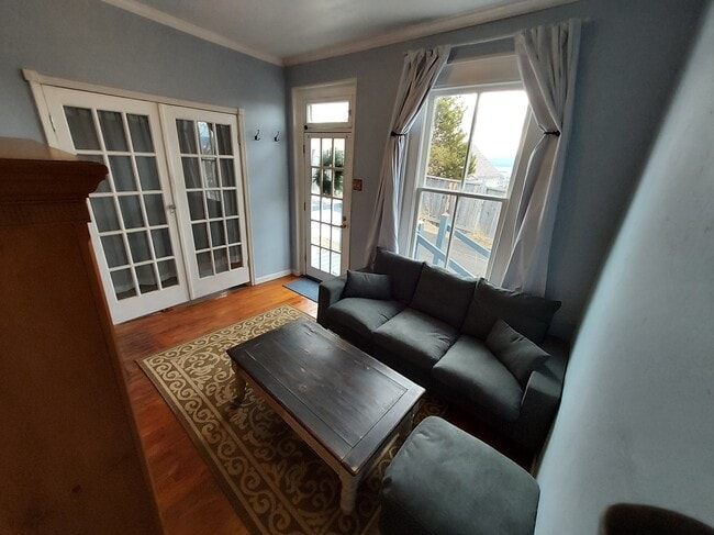 123 W Pacific St, Butte, MT 59701 - photo 2