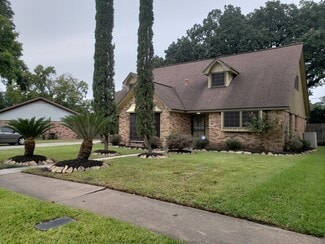 7511 Rockhill St, Houston, TX 77061