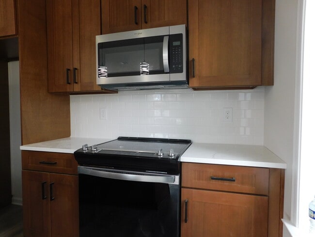 1513 Maple St, Bethlehem, PA 18017 - photo 6