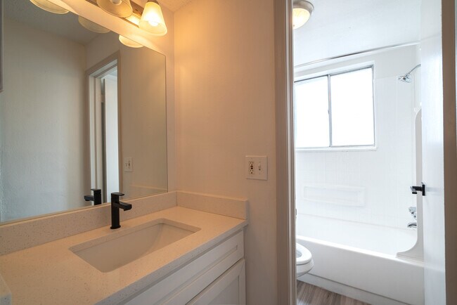 Postmark at Littleton, Littleton, CO 80120 - photo 7