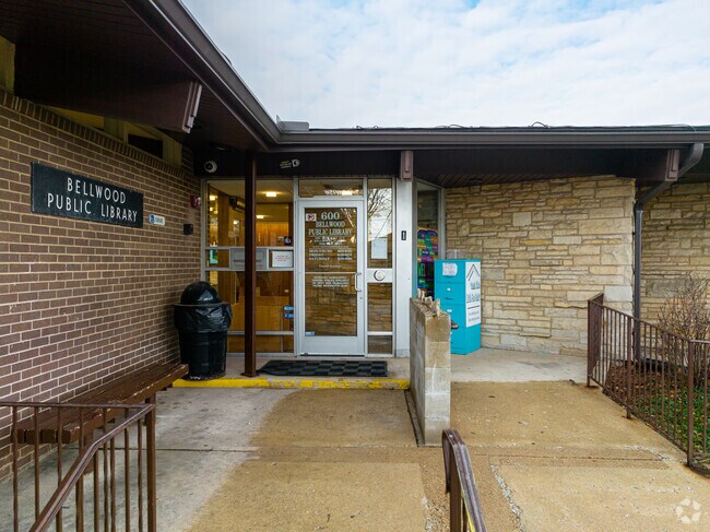Bellwood Public Library