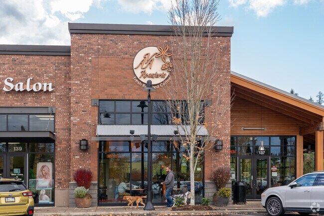 Ava Roasteria is an excellent coffee shop with a view.