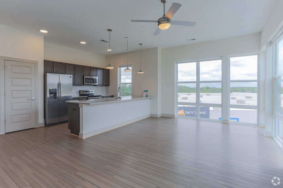 Axis at PTC, Hampton, VA 23666 - photo 1