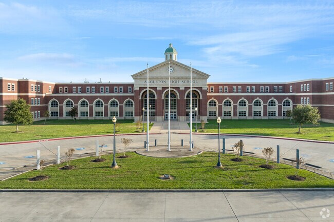 Angleton High School serves Holiday Lakes and meets Texas benchmarks.