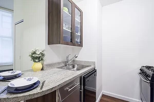 One Wall Street unit 1206, New York, NY 10005 - photo 1